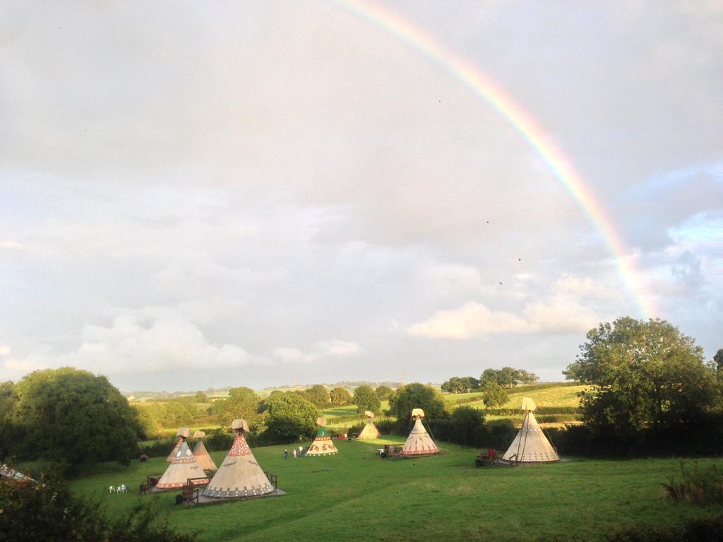 Big Sky Tipi Holidays Wartling Exteriér fotografie